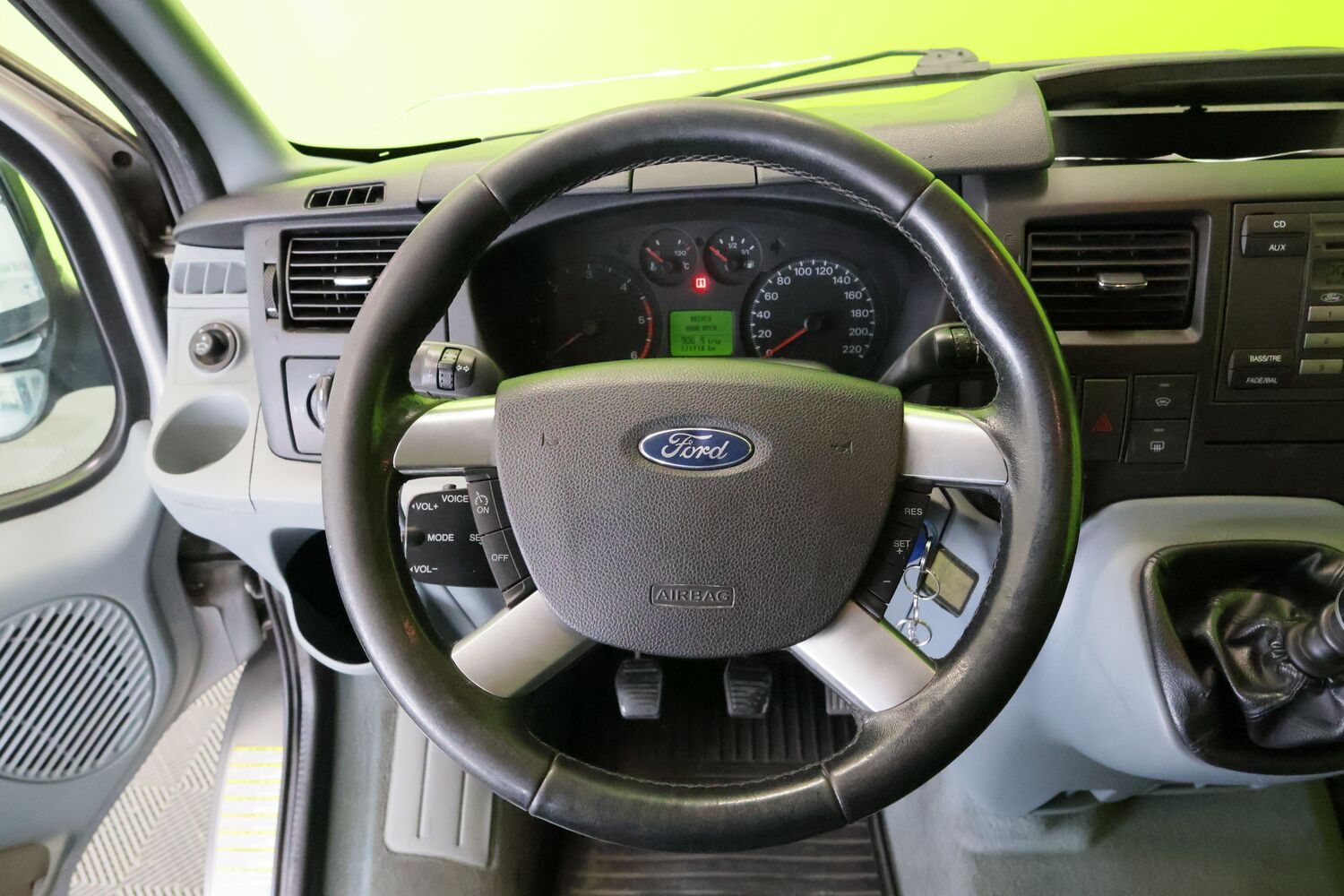 Ford Tourneo vaihtoauto