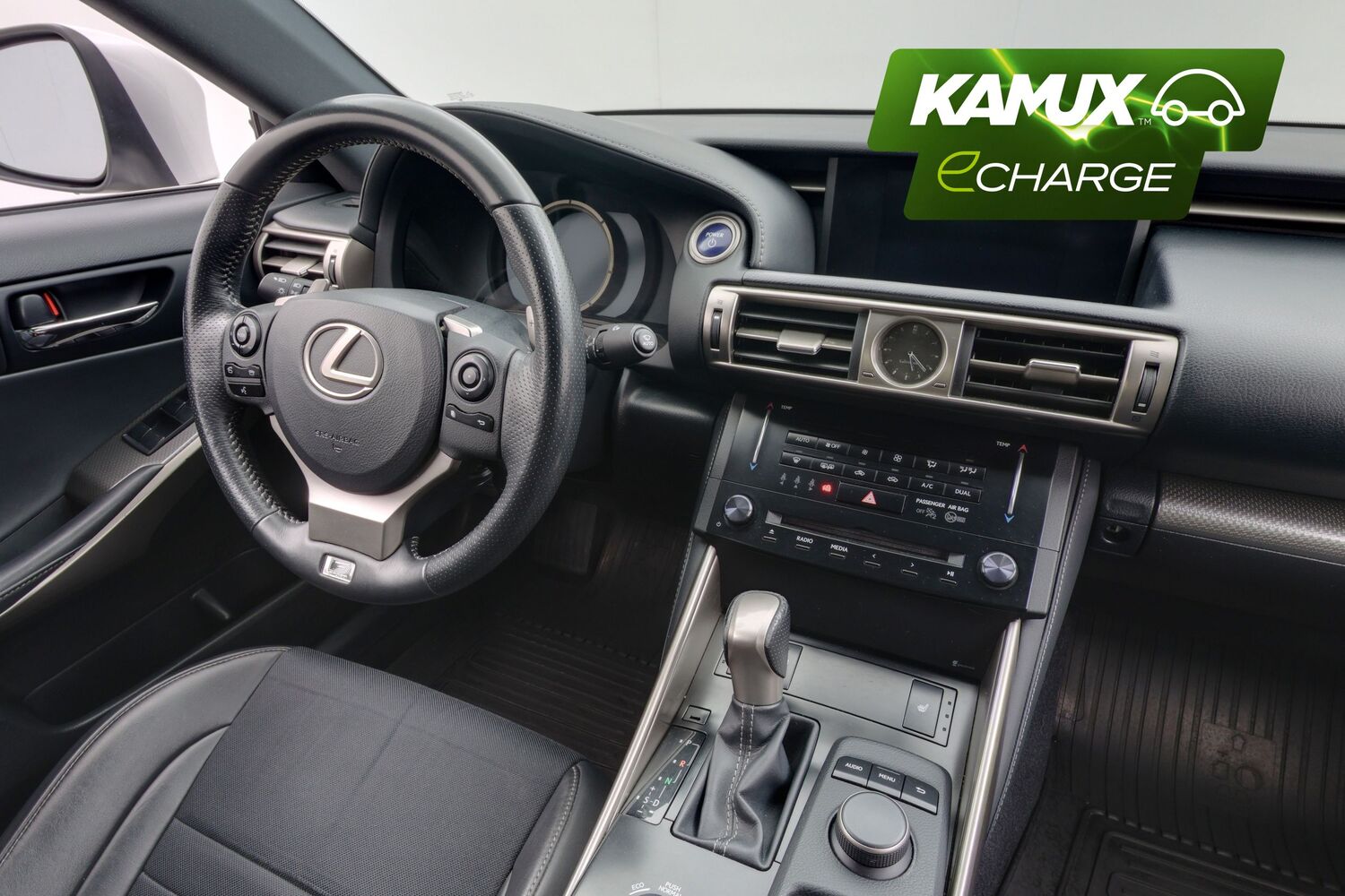 Lexus IS vaihtoauto