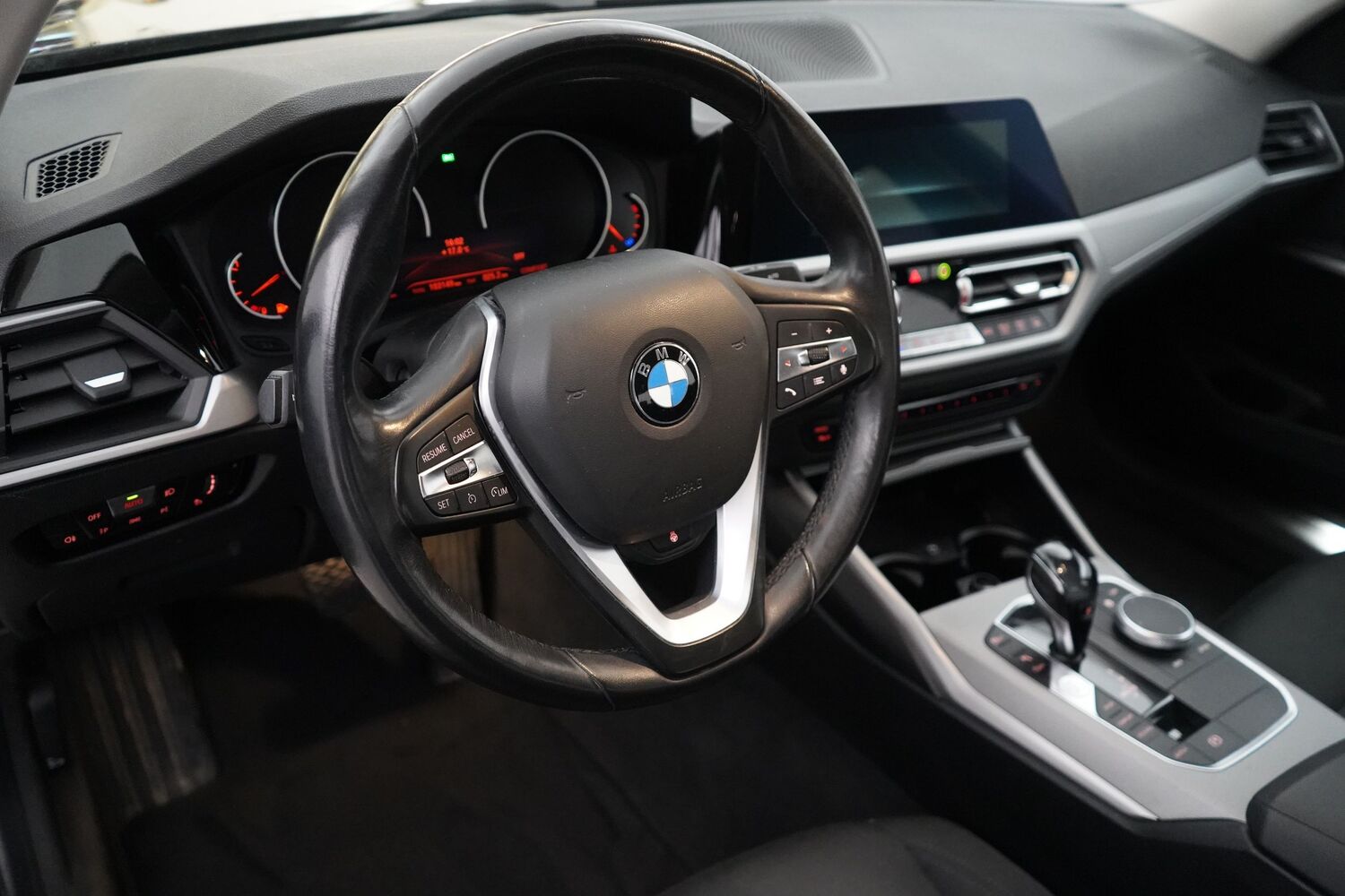 BMW 320 vaihtoauto