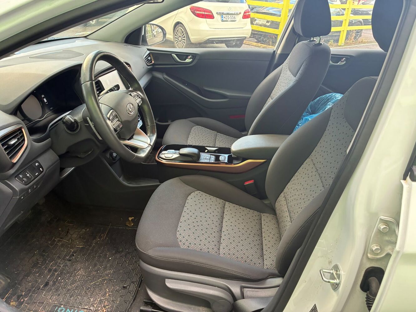 Hyundai IONIQ electric vaihtoauto