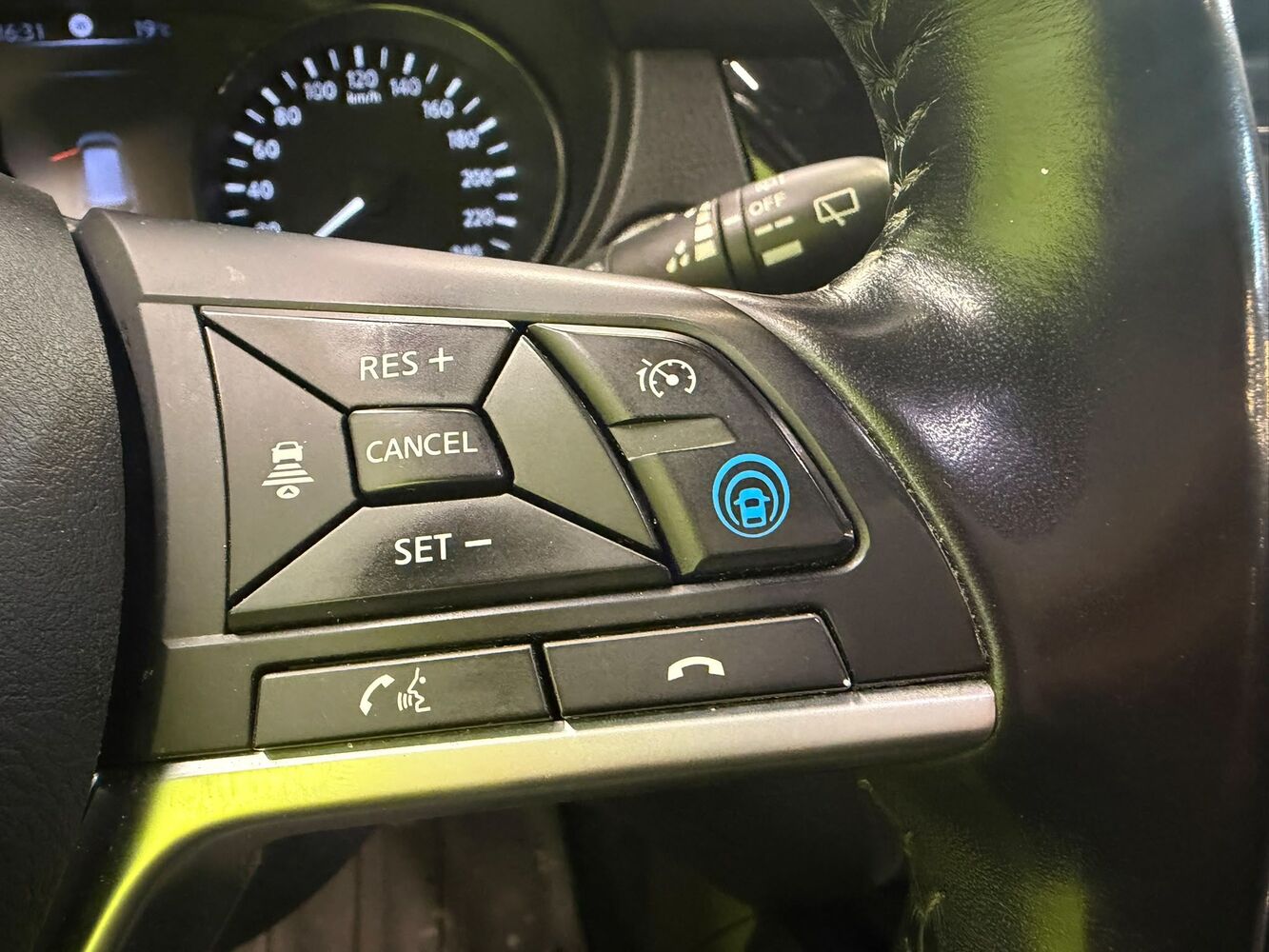 Nissan X-Trail vaihtoauto