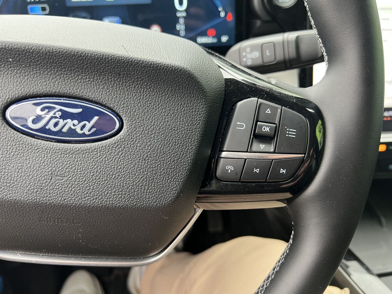 Ford Puma Gen-E vaihtoauto