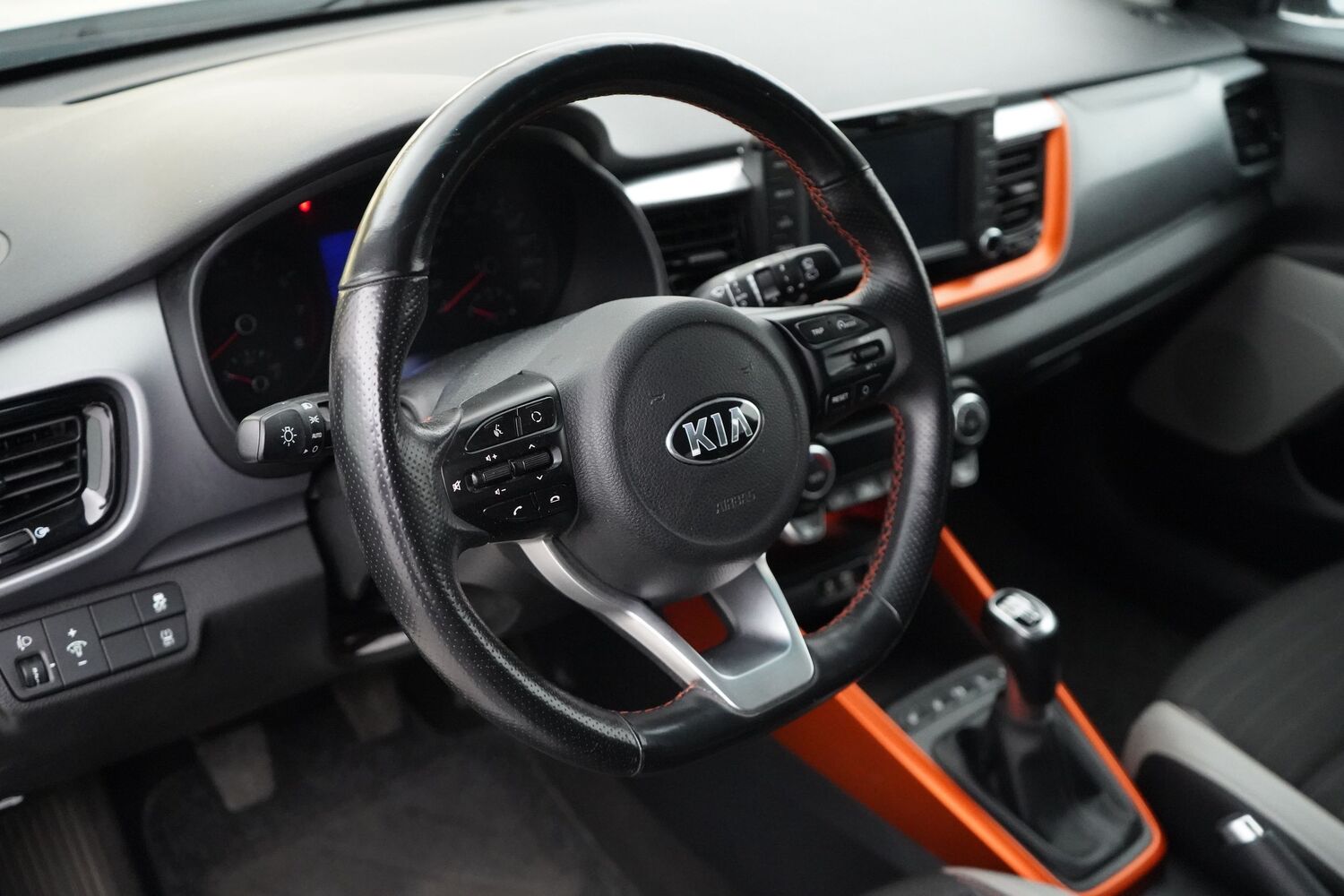 Kia Stonic vaihtoauto