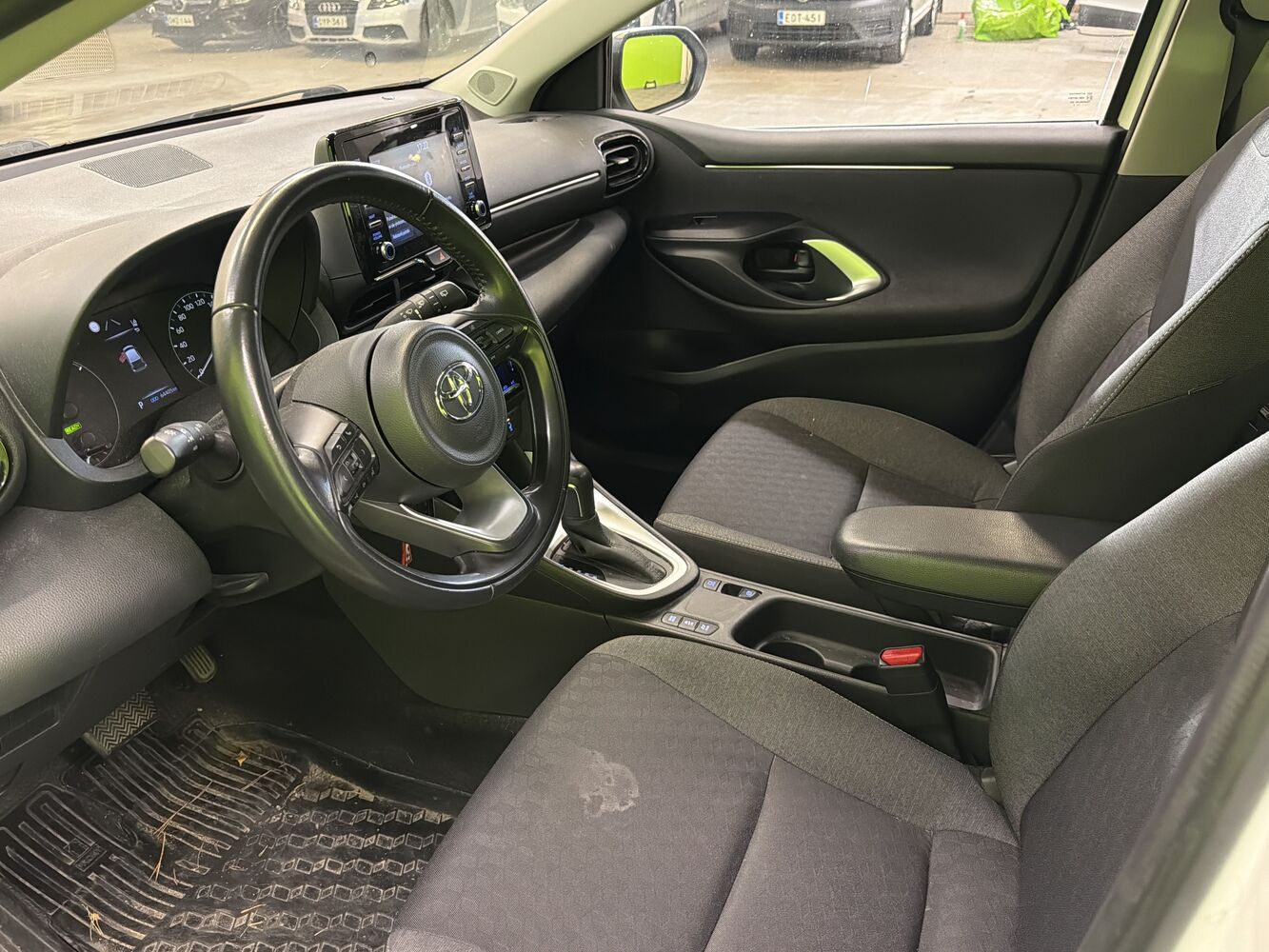 Toyota Yaris vaihtoauto