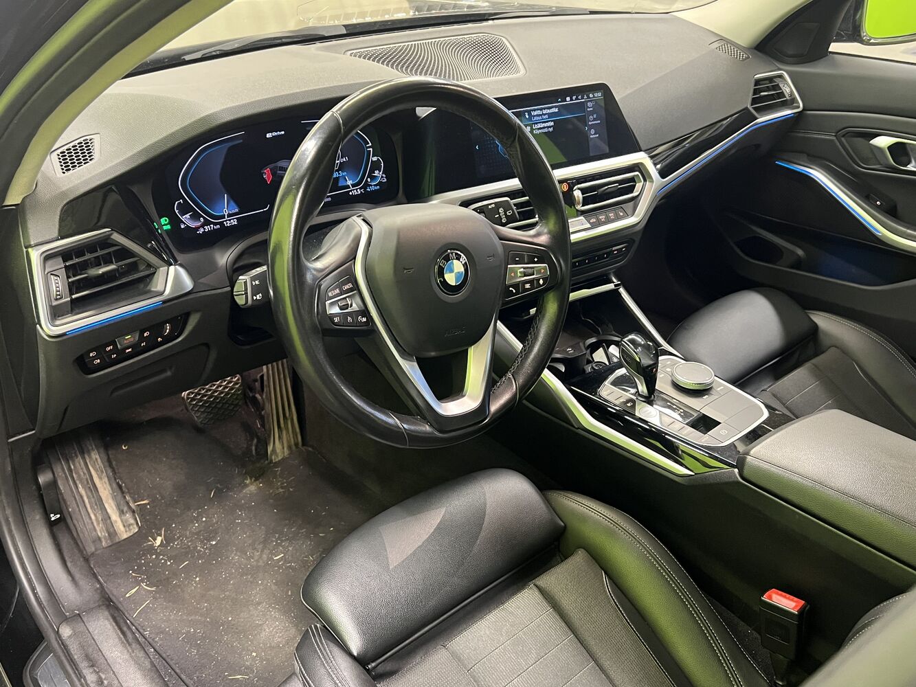 BMW 330 vaihtoauto