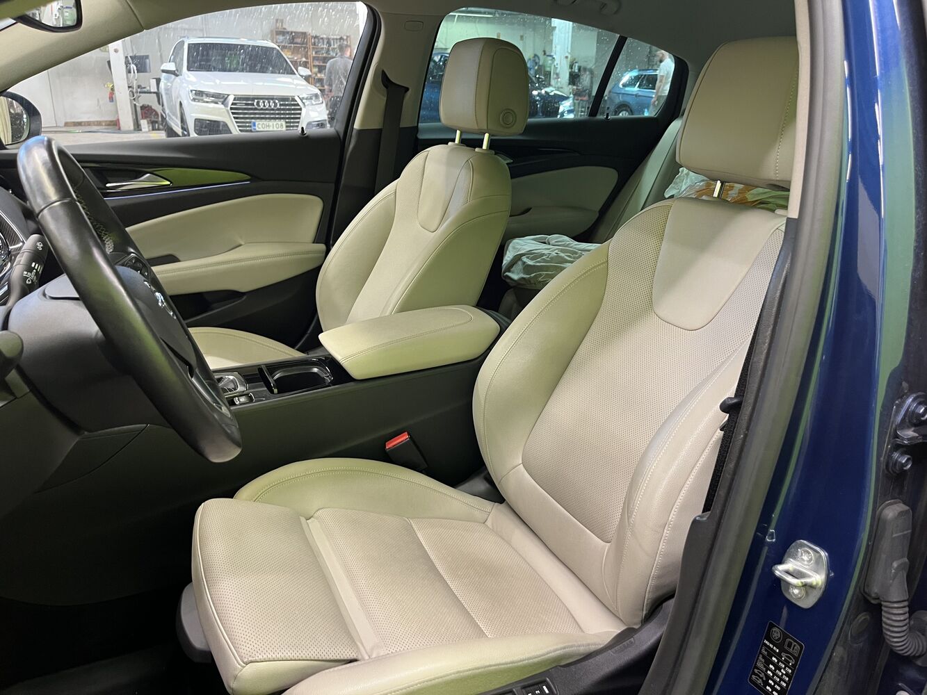 Opel Insignia vaihtoauto