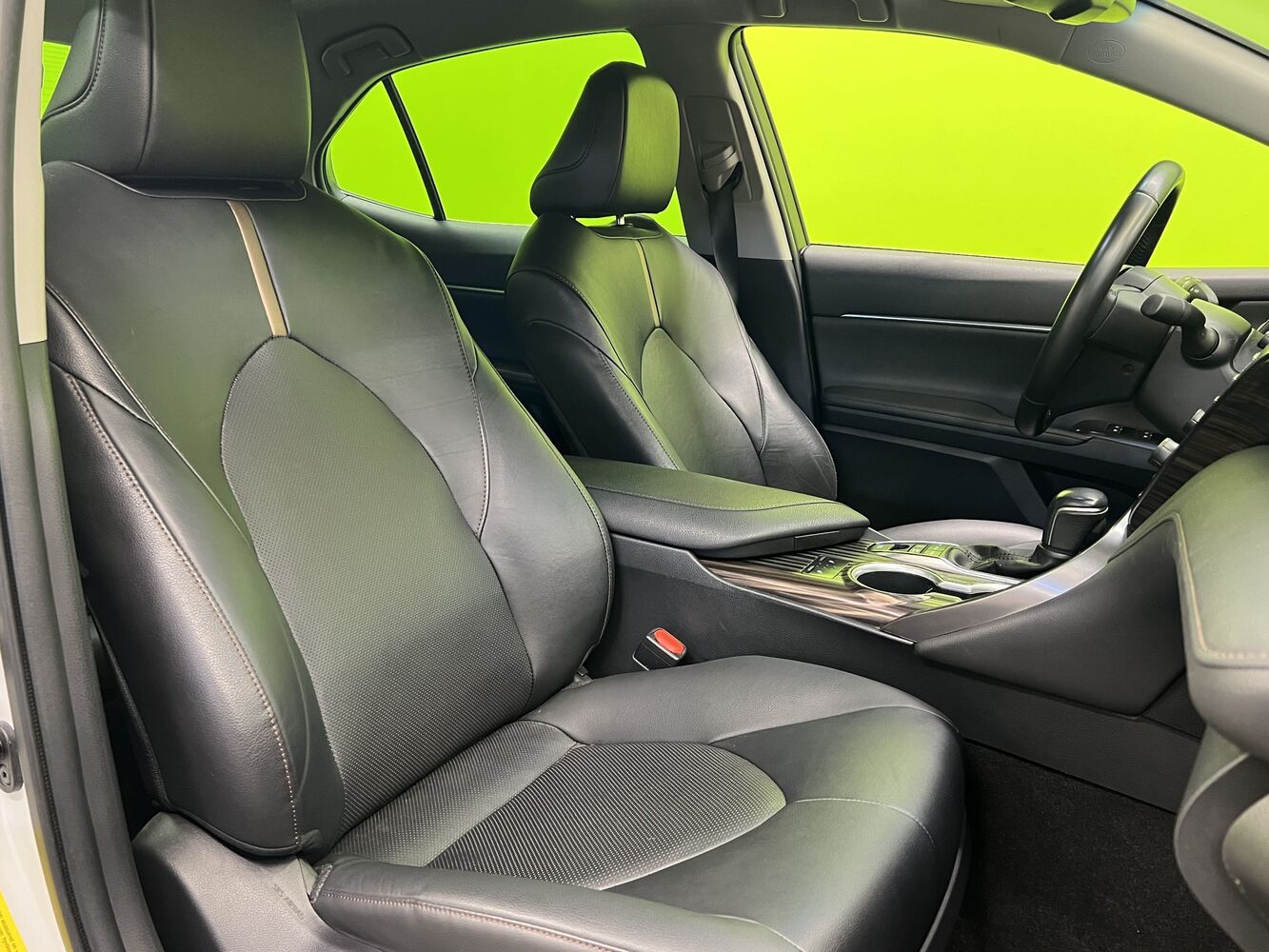 Toyota Camry vaihtoauto
