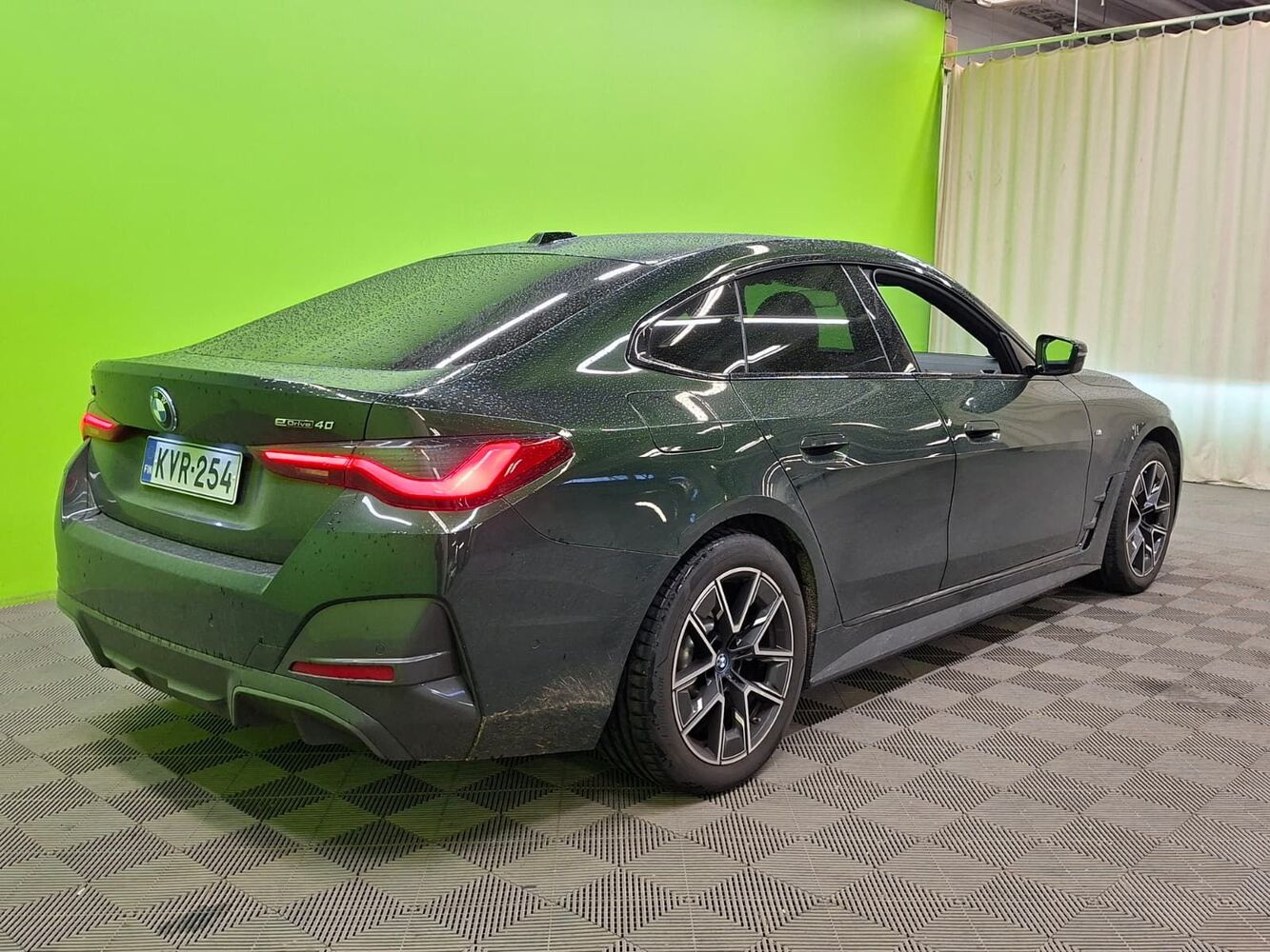 BMW i4 vaihtoauto