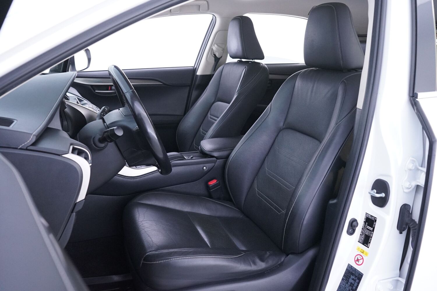 Lexus NX vaihtoauto