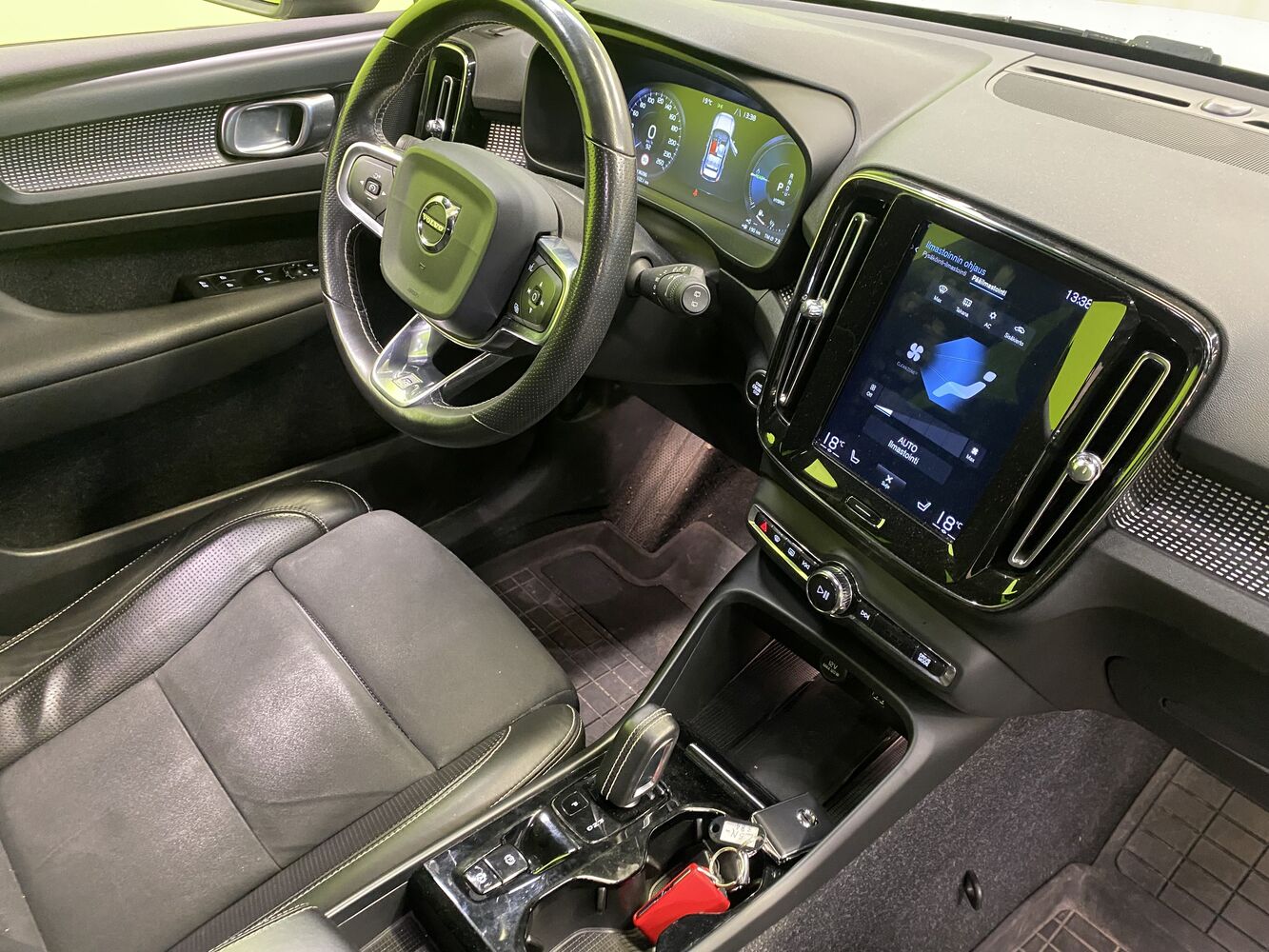 Volvo XC40 vaihtoauto