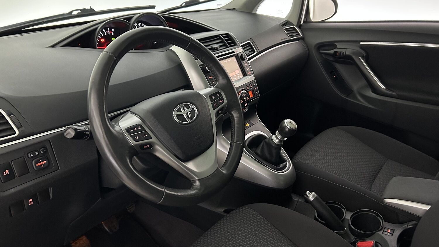 Toyota Verso vaihtoauto
