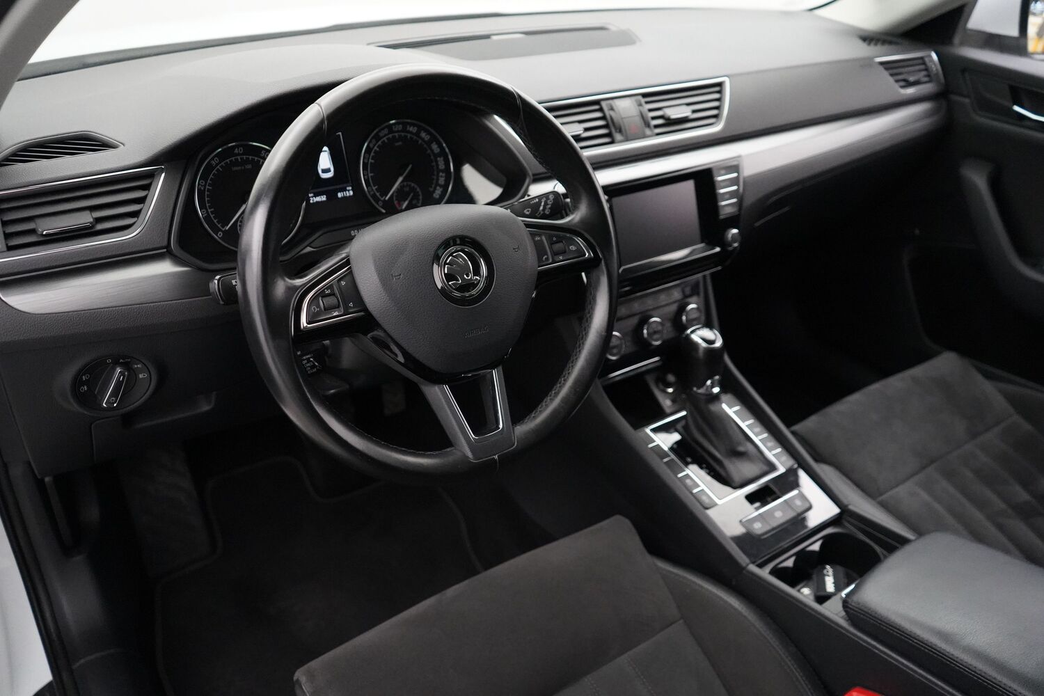Skoda Superb vaihtoauto