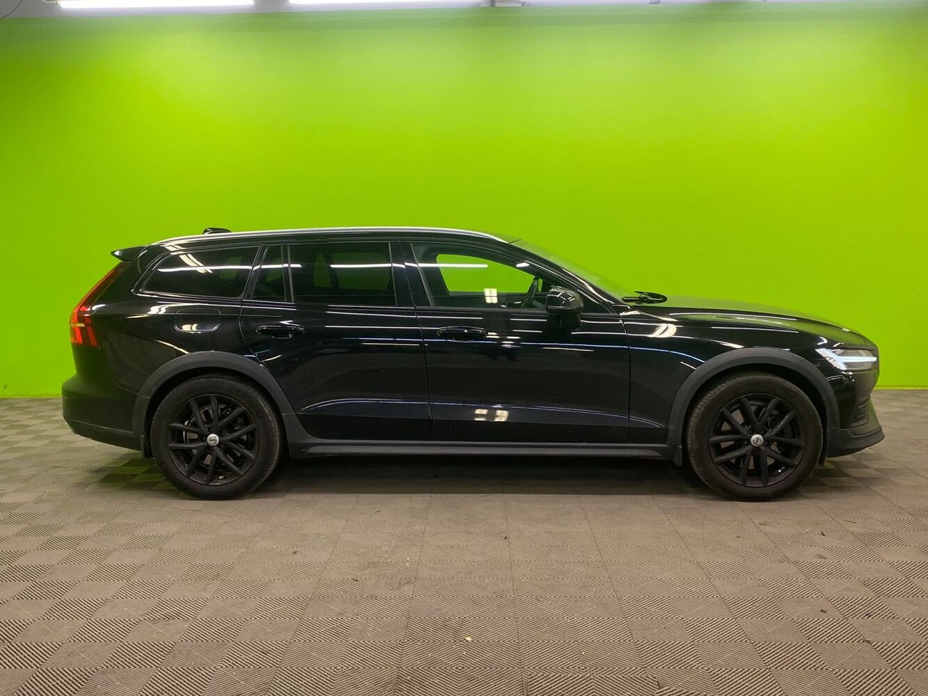 Volvo V60 Cross Country vaihtoauto