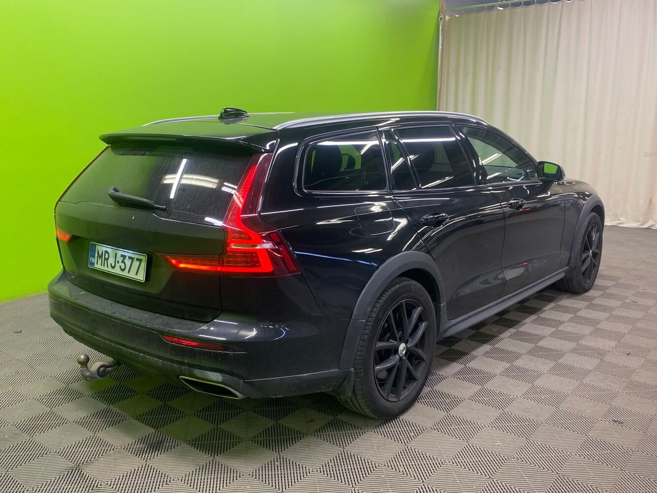 Volvo V60 Cross Country vaihtoauto