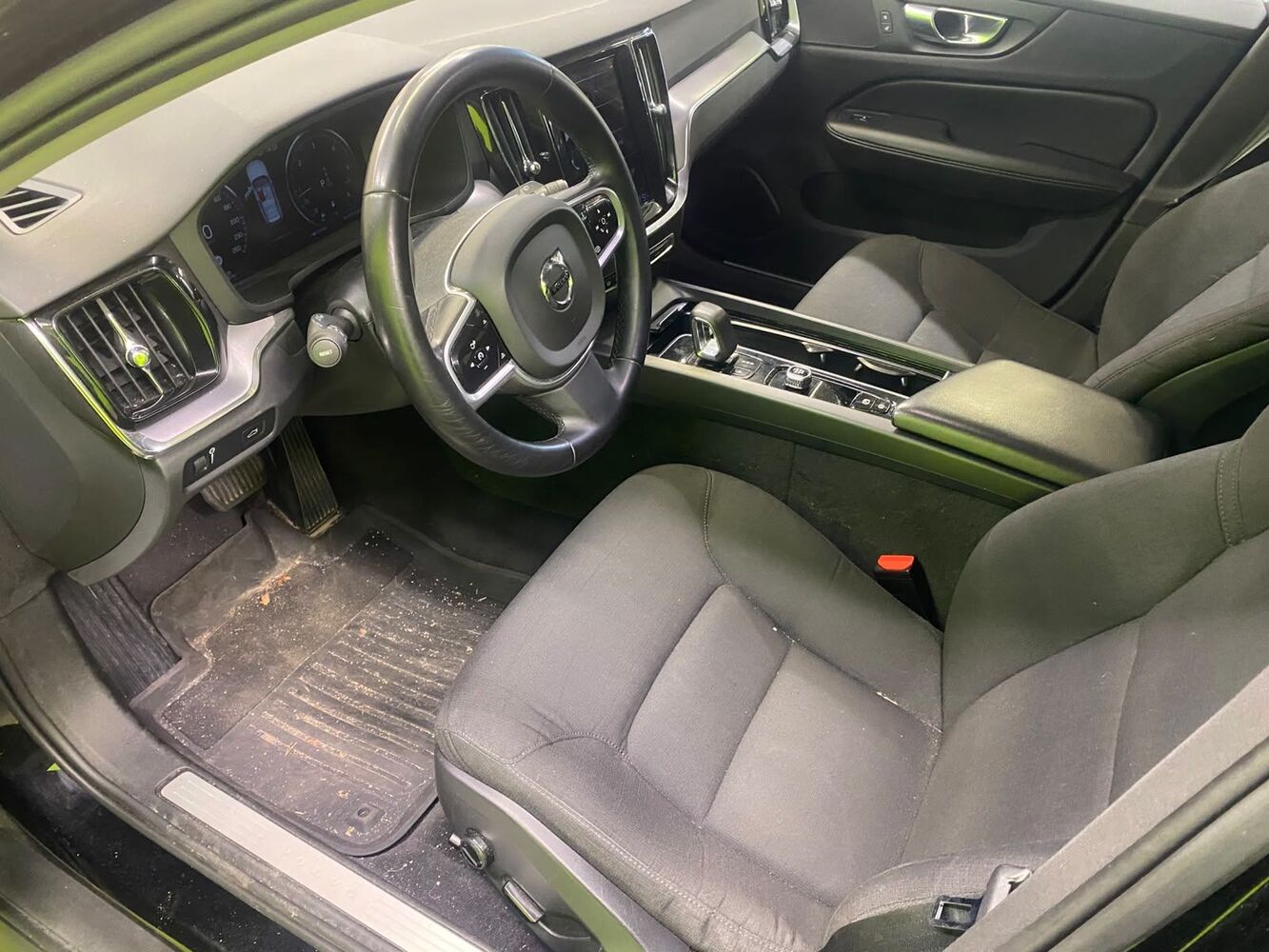 Volvo V60 Cross Country vaihtoauto