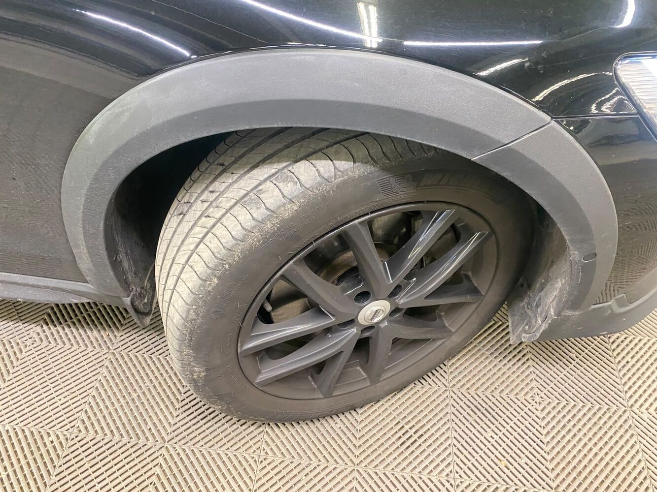 Volvo V60 Cross Country vaihtoauto