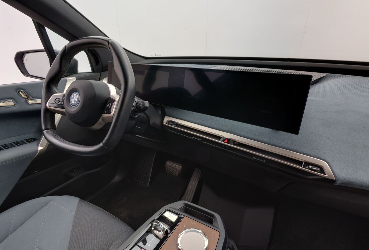 BMW iX vaihtoauto