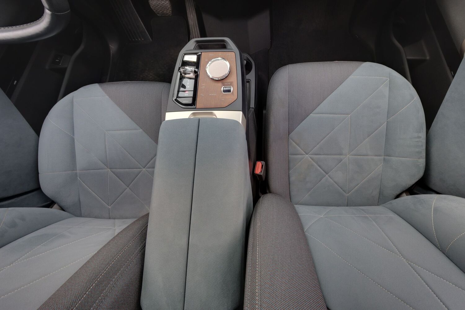 BMW iX vaihtoauto