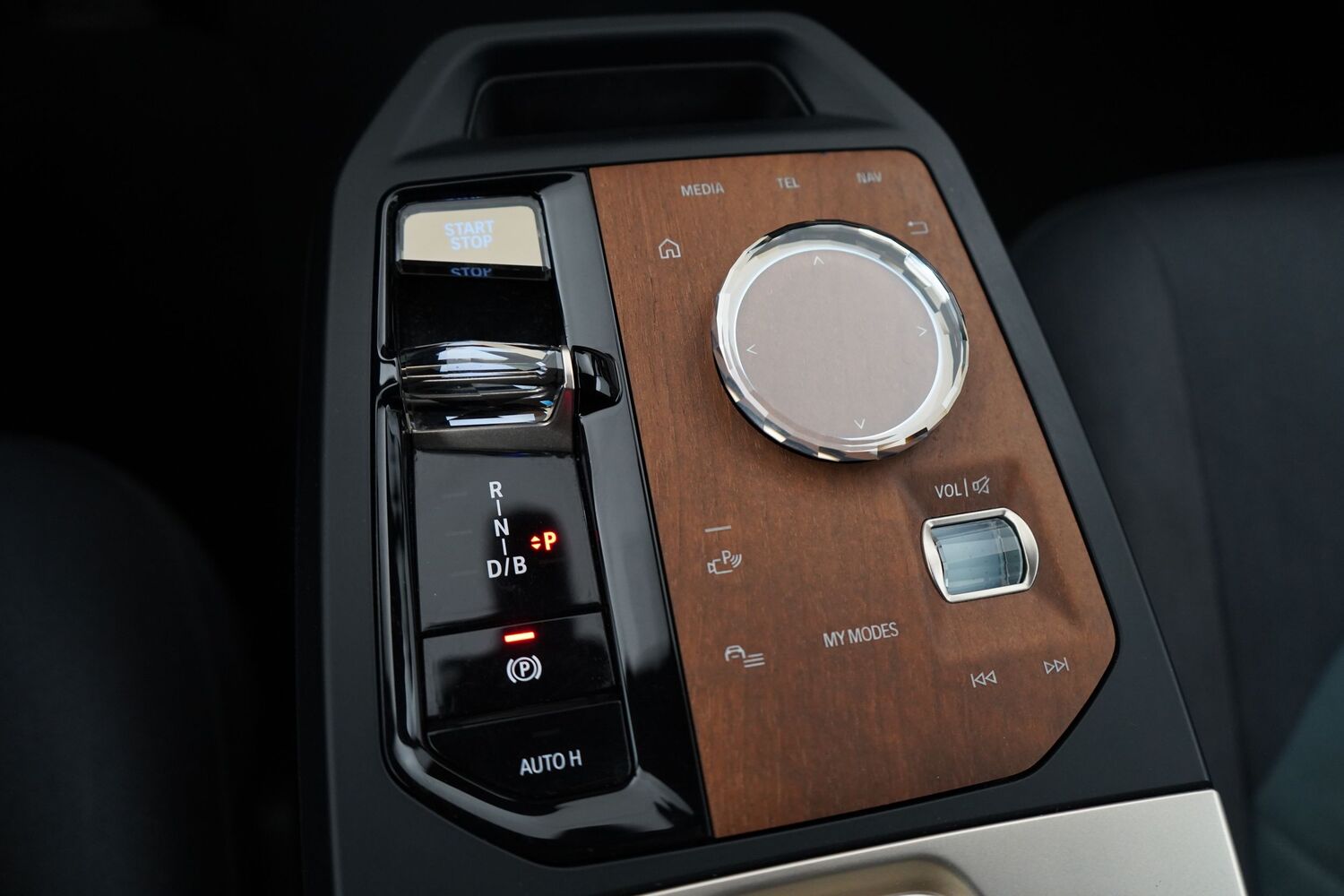 BMW iX vaihtoauto