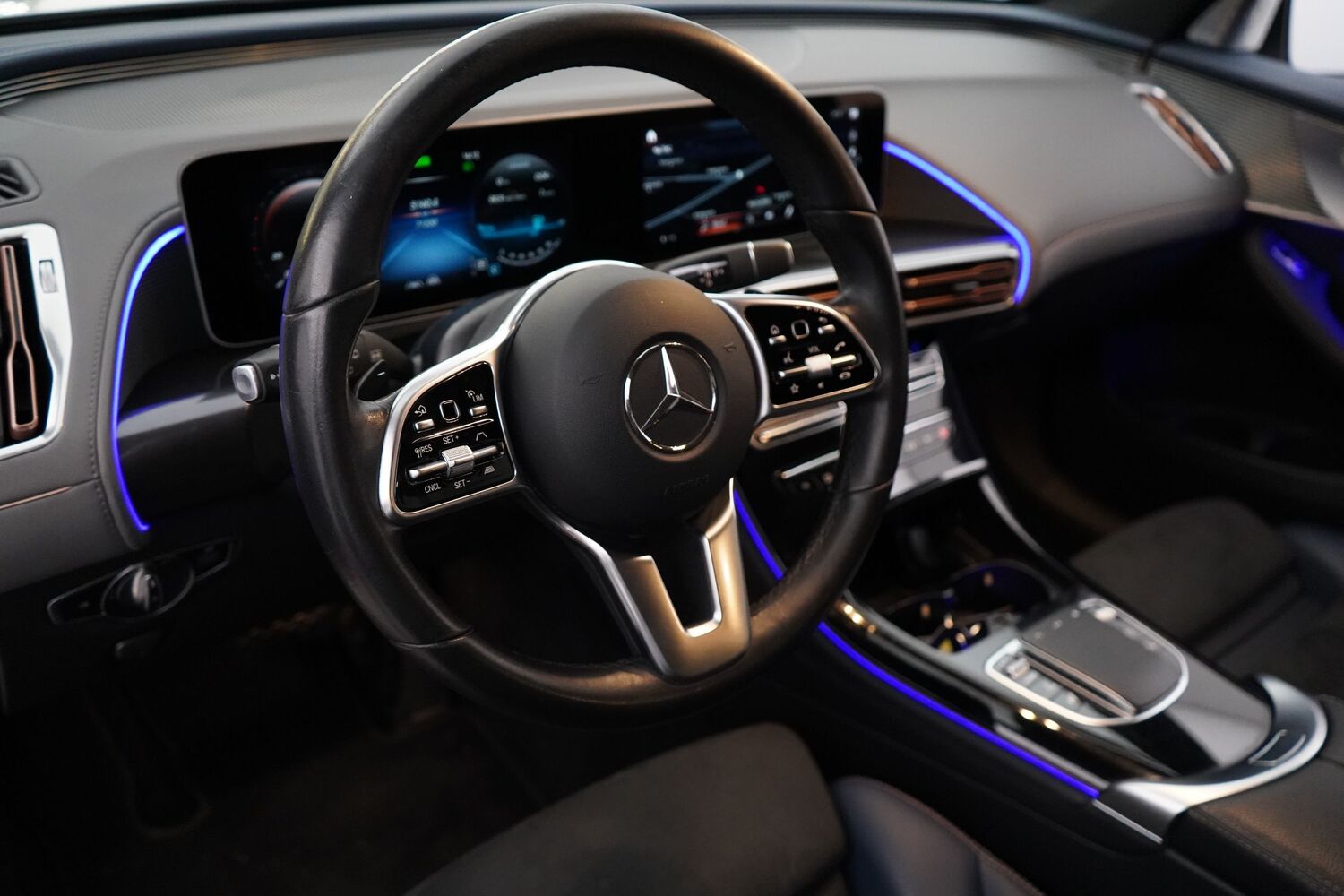 Mercedes-Benz EQC vaihtoauto