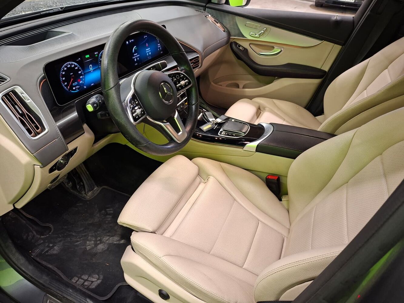 Mercedes-Benz EQC vaihtoauto