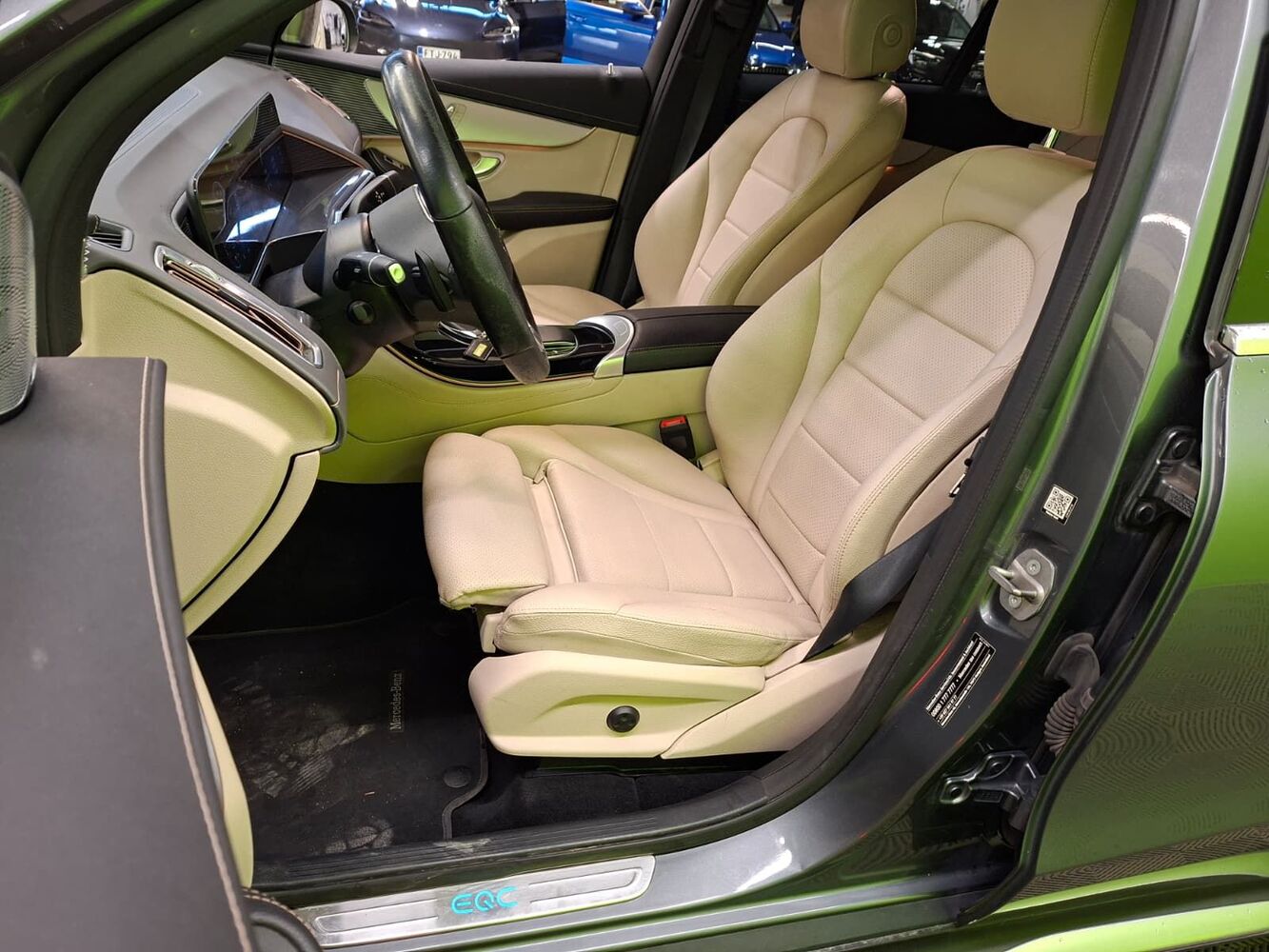 Mercedes-Benz EQC vaihtoauto
