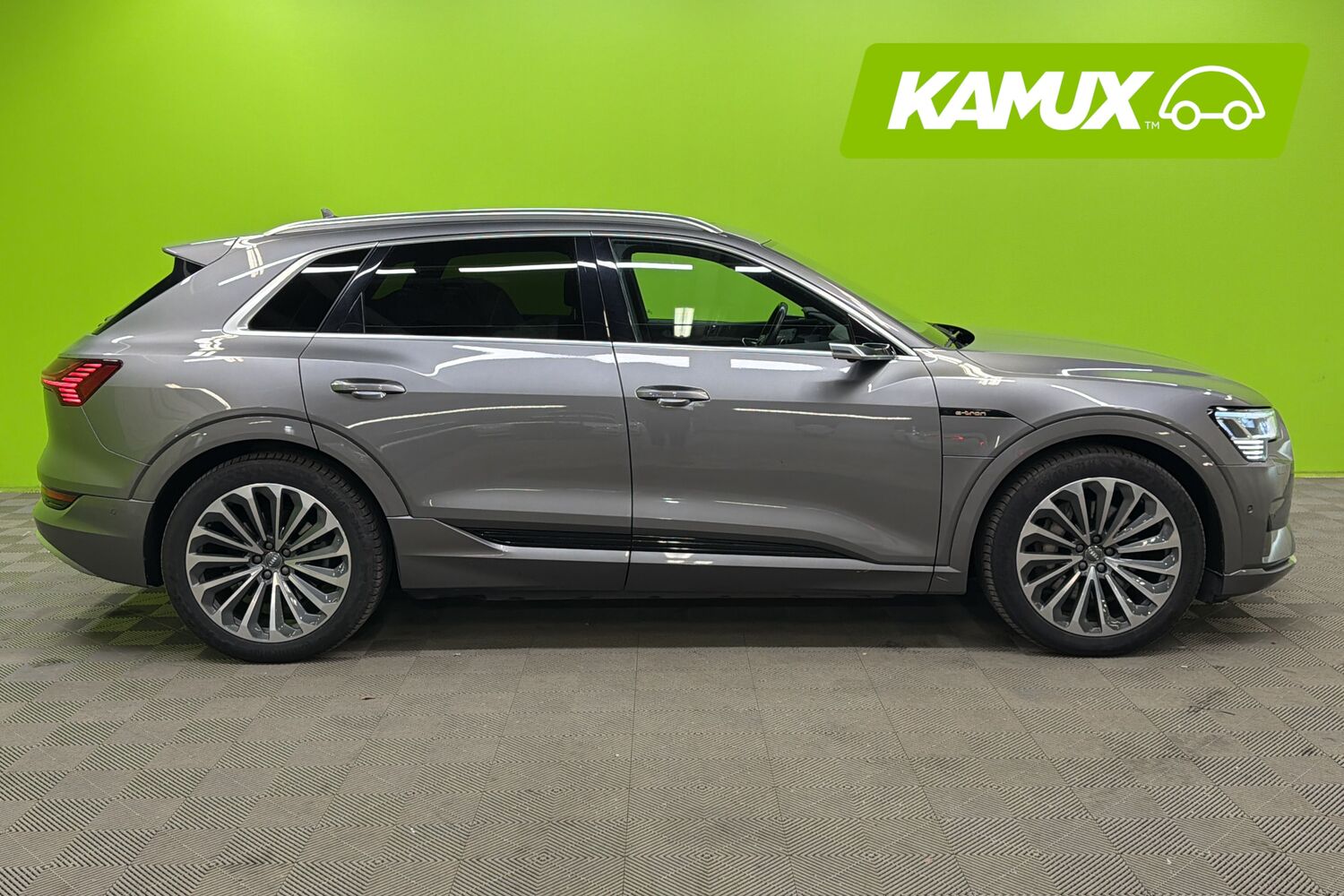 Audi e-tron vaihtoauto