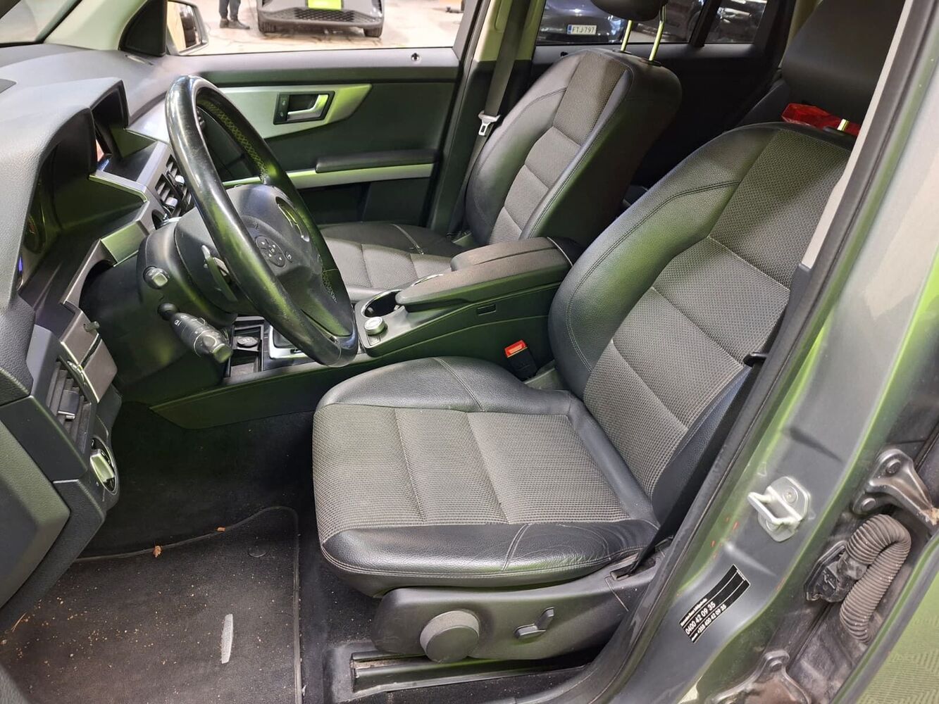 Mercedes-Benz GLK vaihtoauto