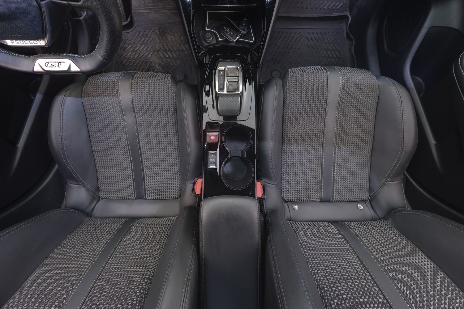 Peugeot e-208 vaihtoauto