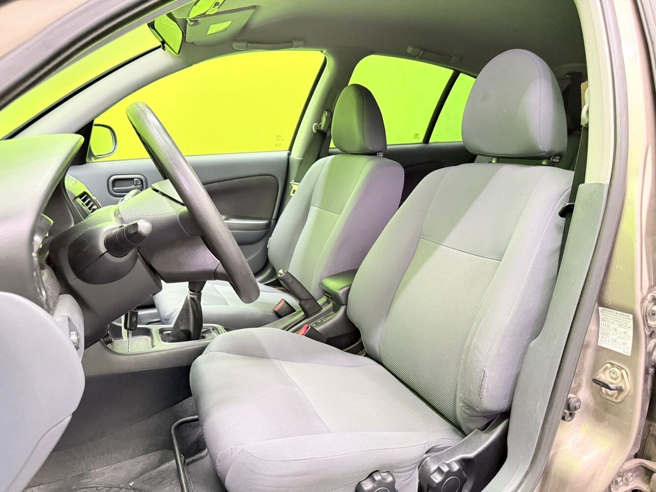 Nissan Almera vaihtoauto