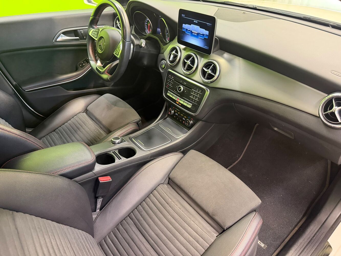 Mercedes-Benz CLA-sarja vaihtoauto
