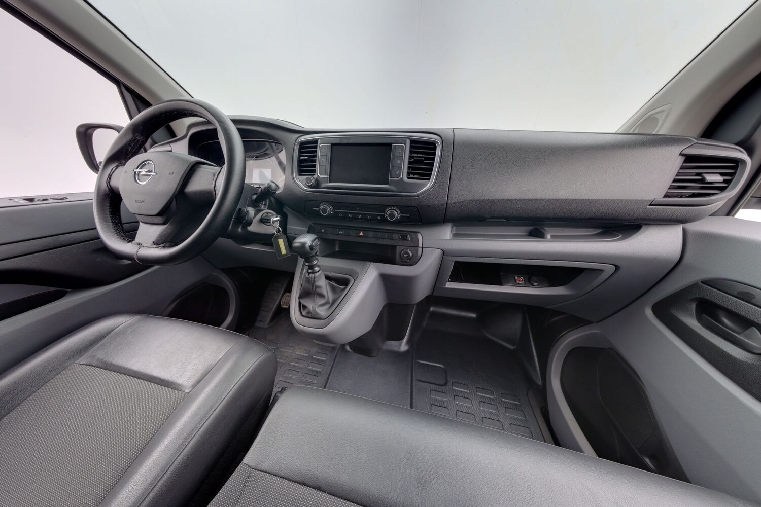 Opel Vivaro vaihtoauto