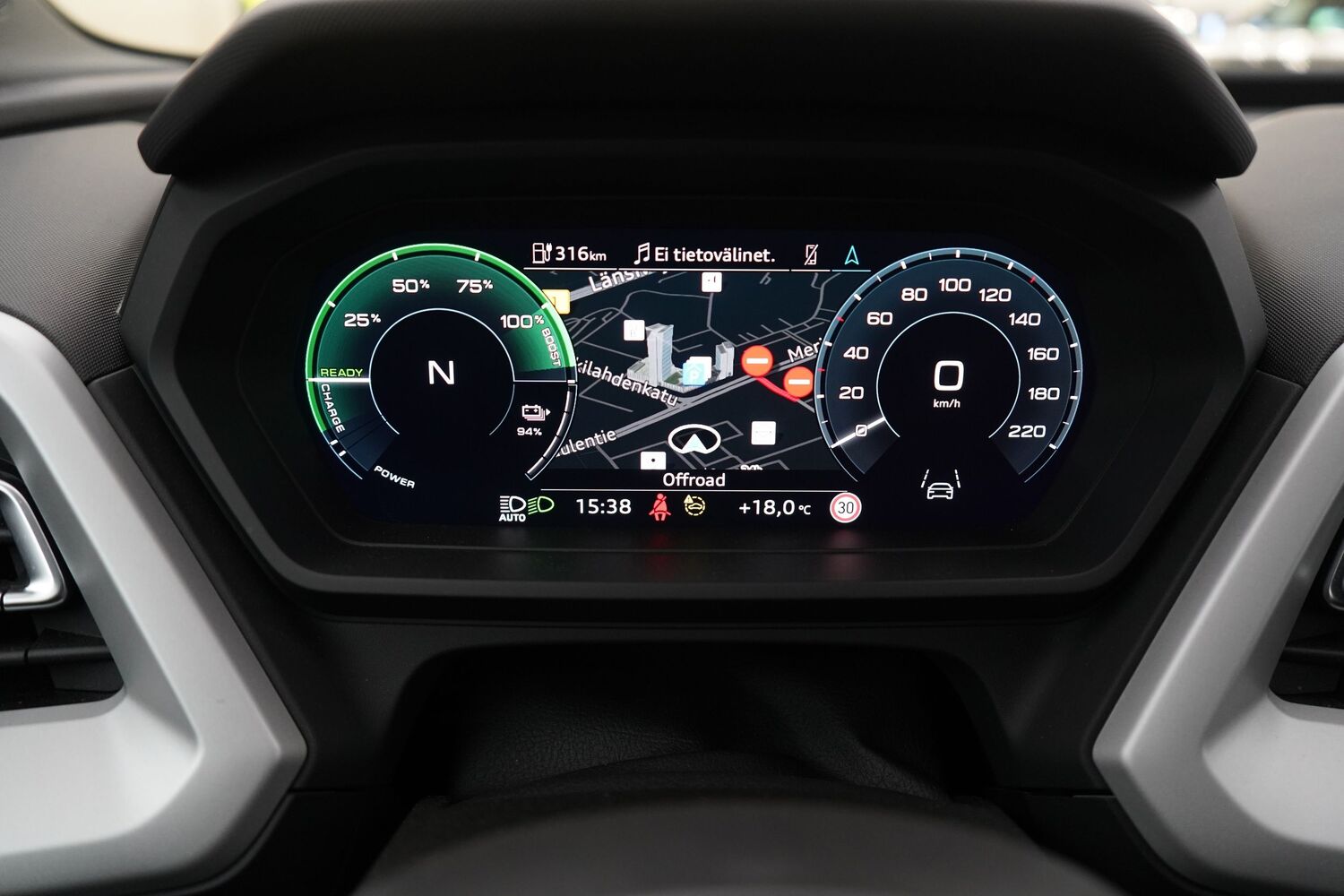 Audi Q4 e-tron vaihtoauto
