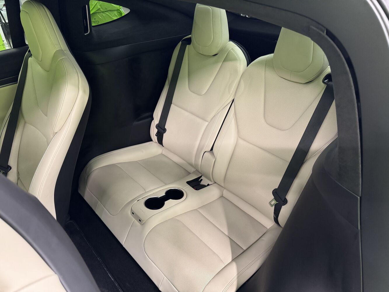 Tesla Model X vaihtoauto