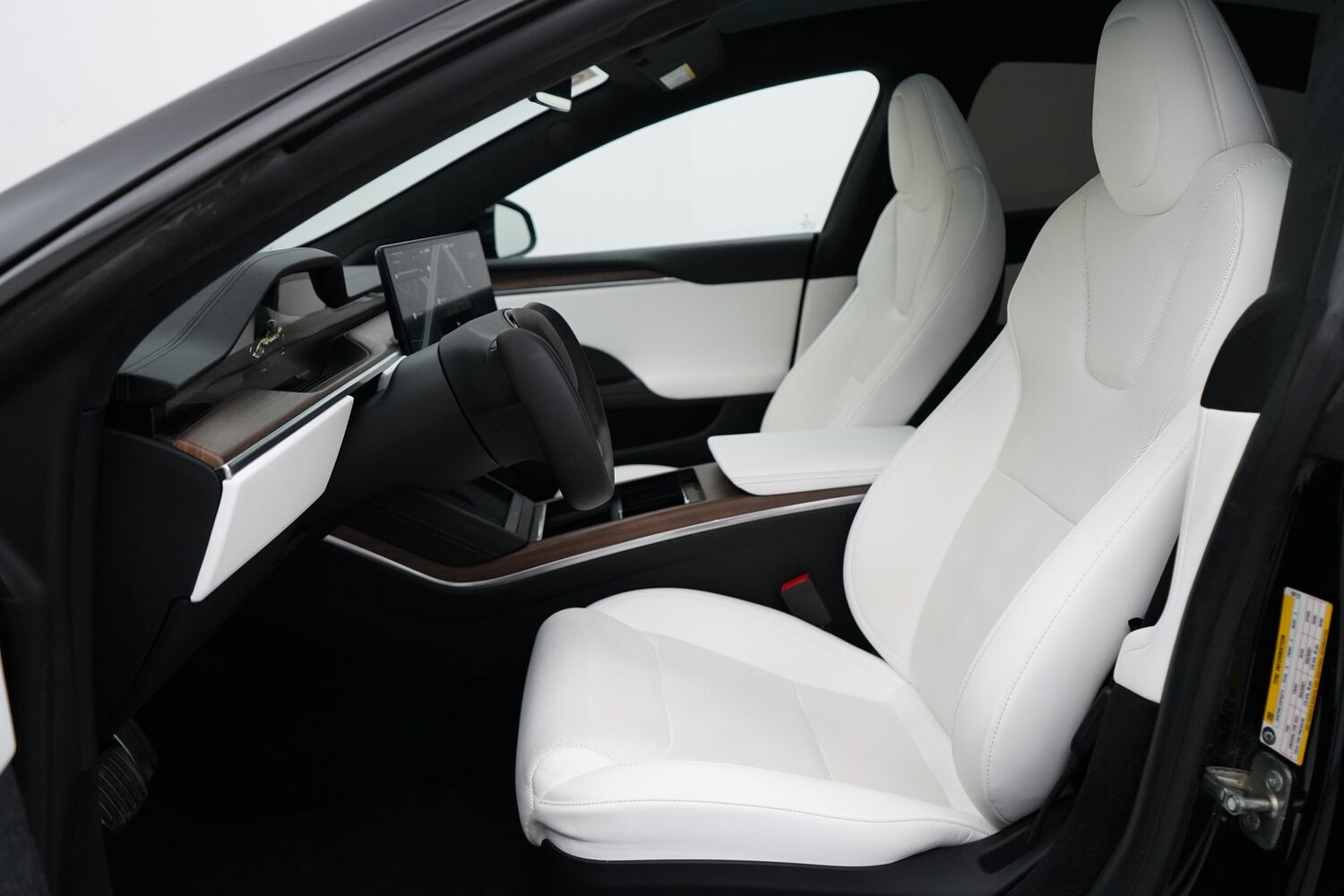 Tesla Model S vaihtoauto