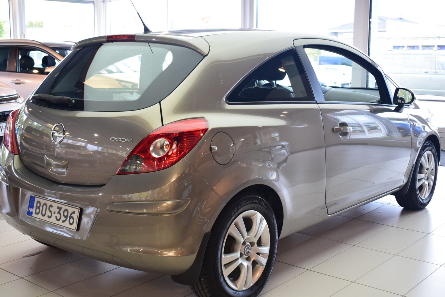 Opel Corsa vaihtoauto