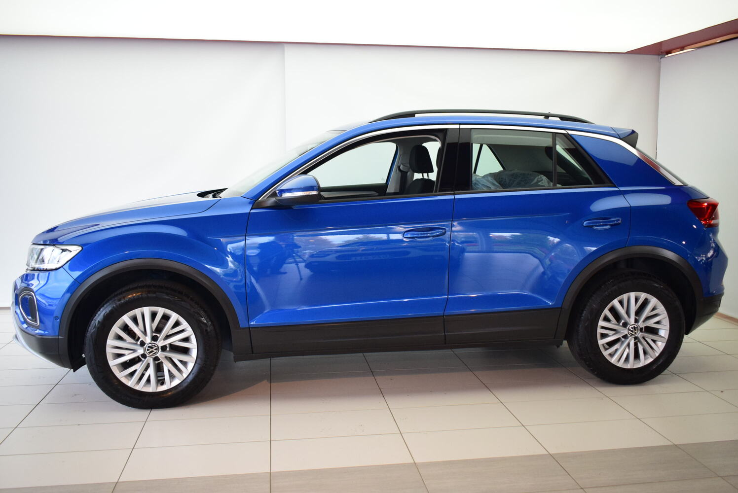 Volkswagen T-Roc vaihtoauto