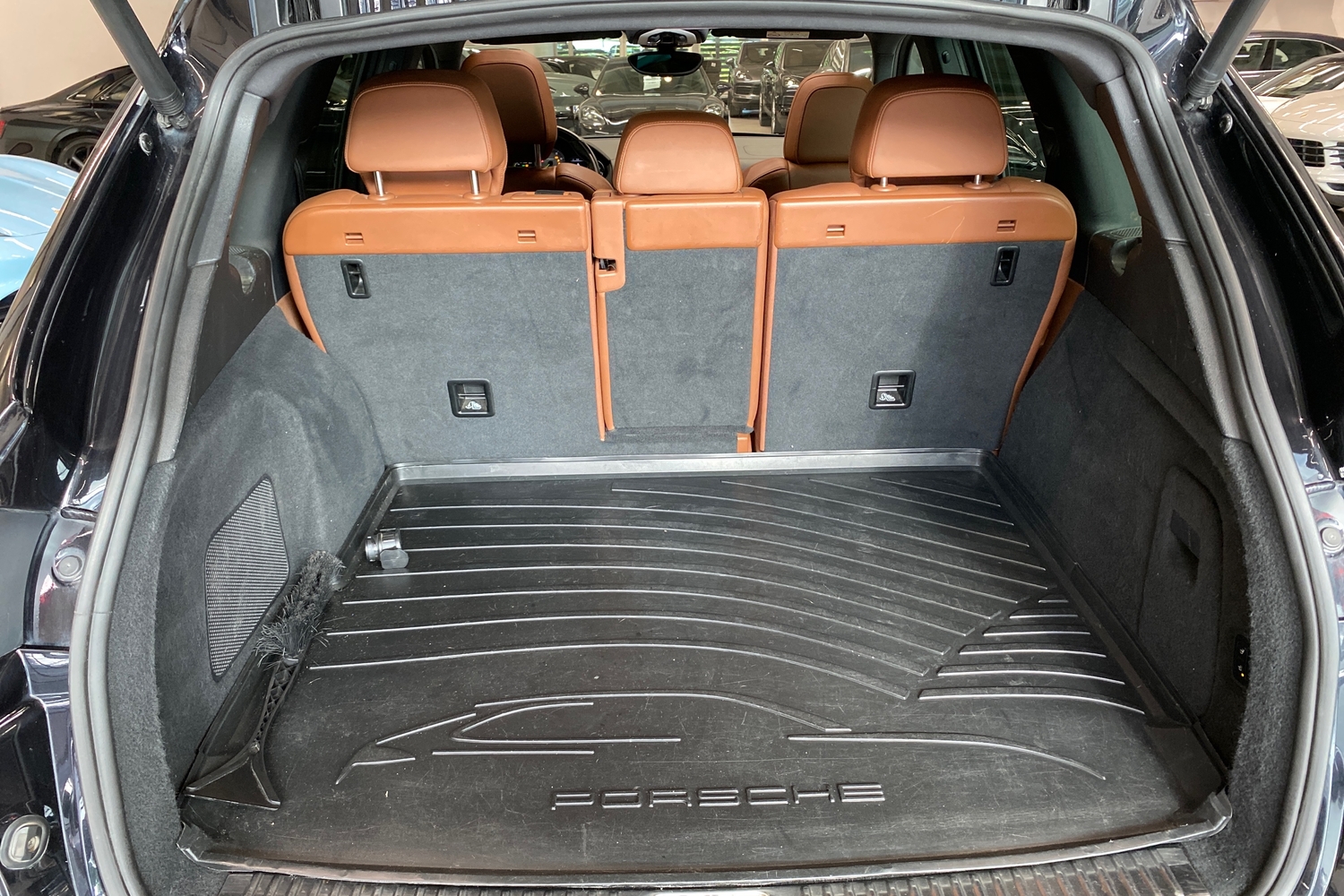 Porsche Cayenne vaihtoauto