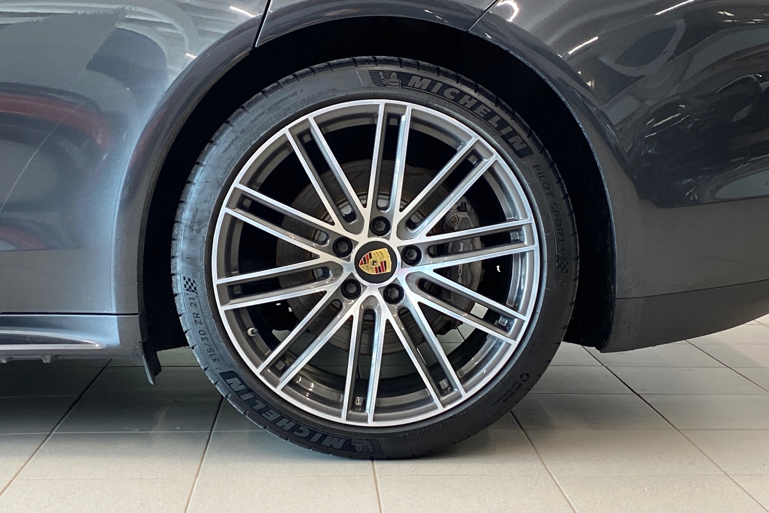 Porsche Panamera vaihtoauto