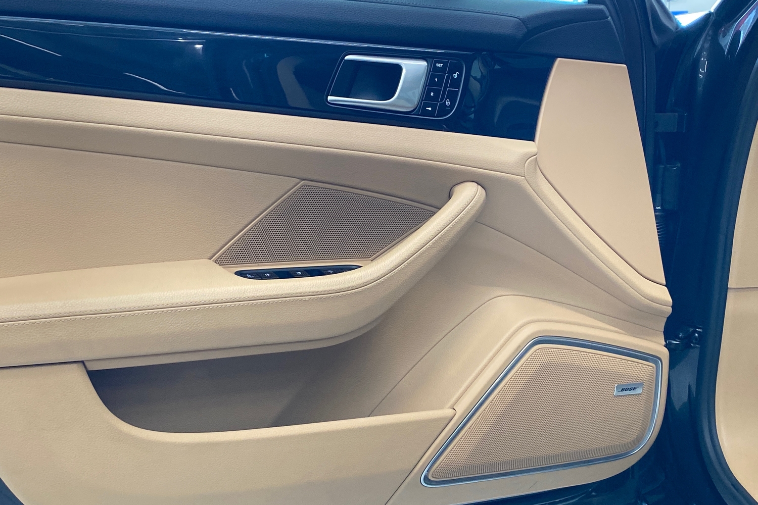 Porsche Panamera vaihtoauto