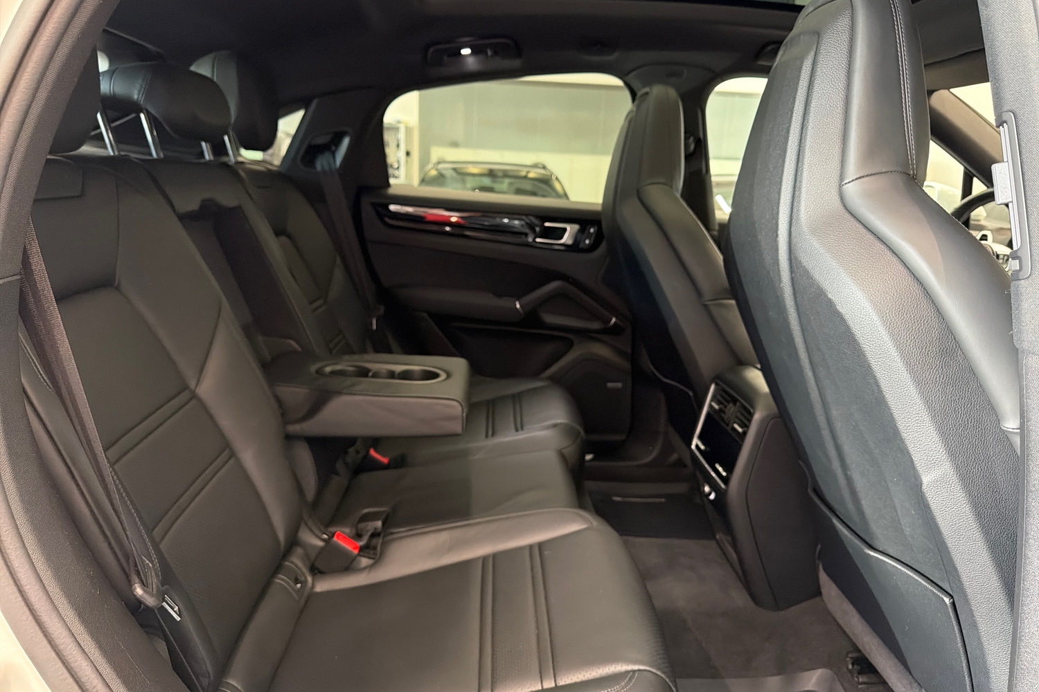 Porsche Cayenne vaihtoauto