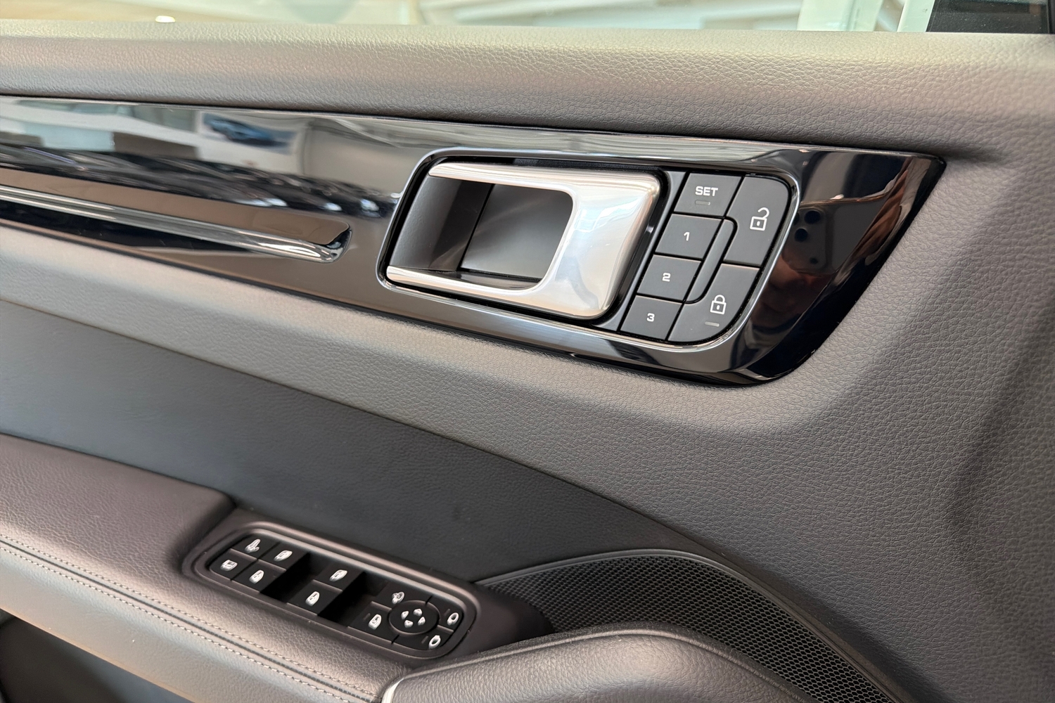 Porsche Cayenne vaihtoauto