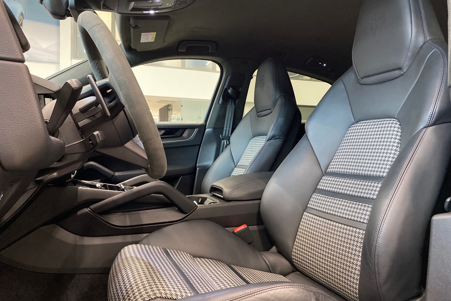 Porsche Cayenne vaihtoauto