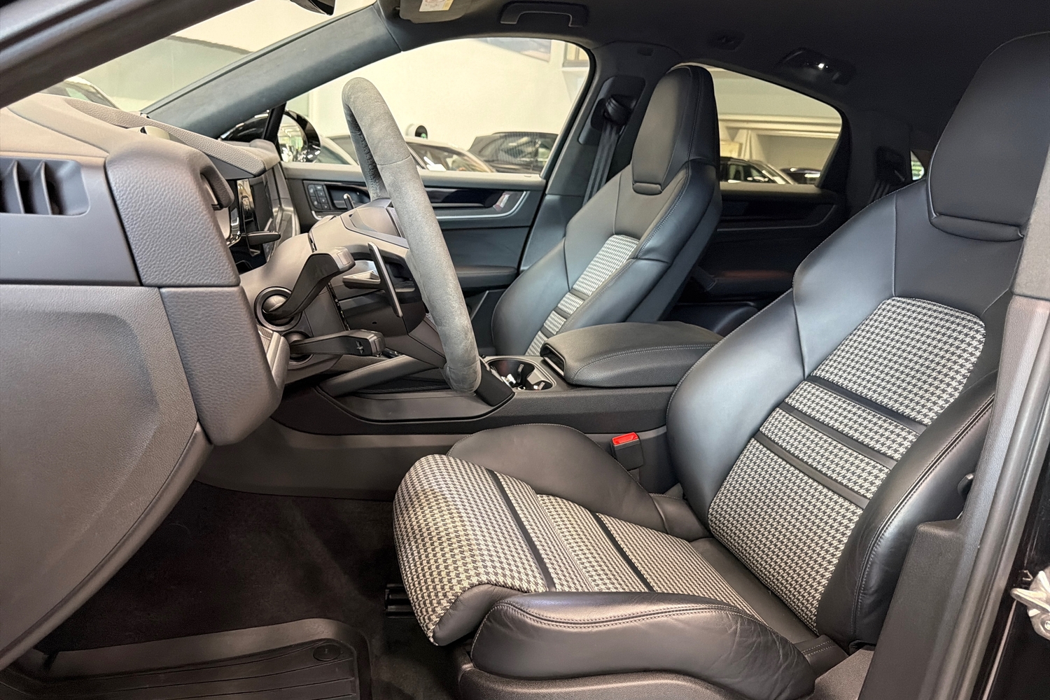 Porsche Cayenne vaihtoauto