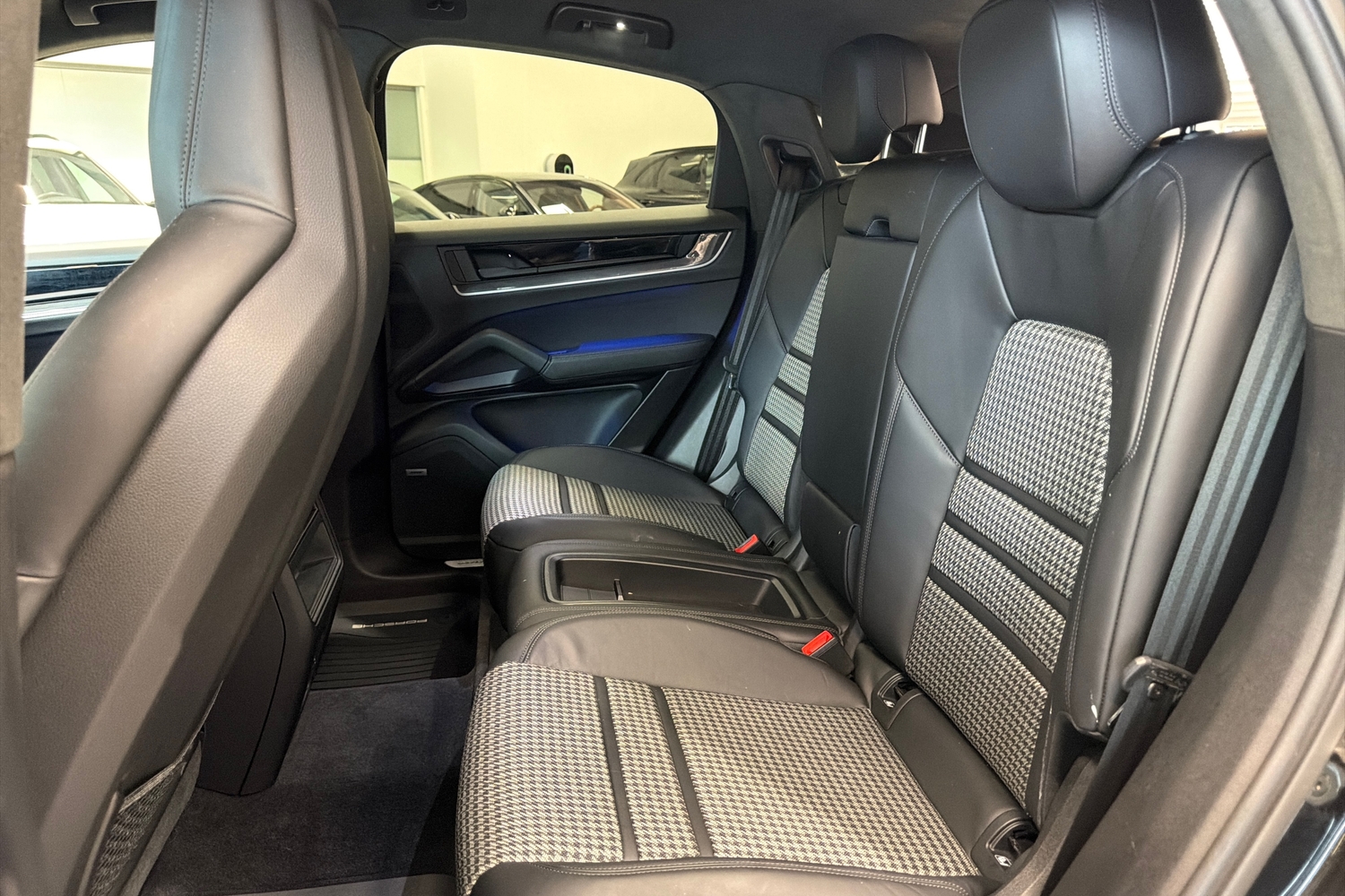 Porsche Cayenne vaihtoauto