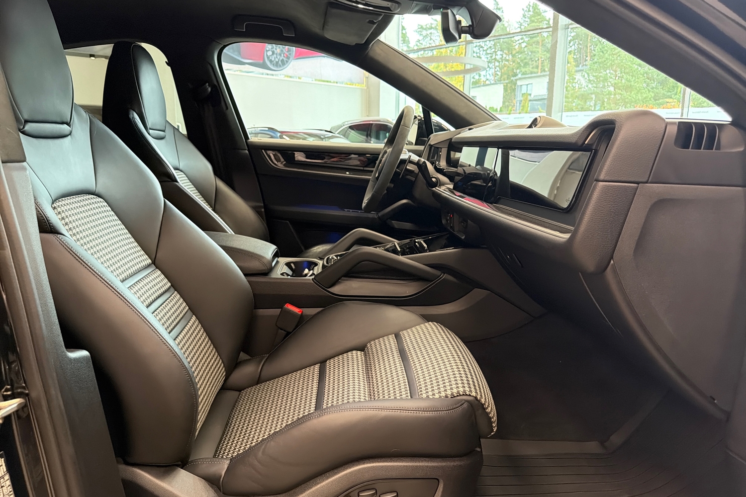 Porsche Cayenne vaihtoauto