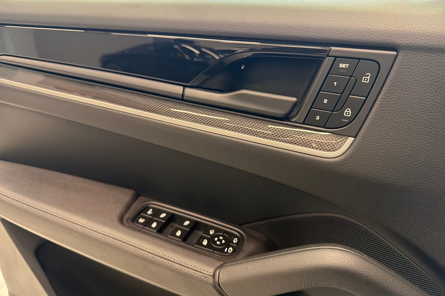 Porsche Cayenne vaihtoauto