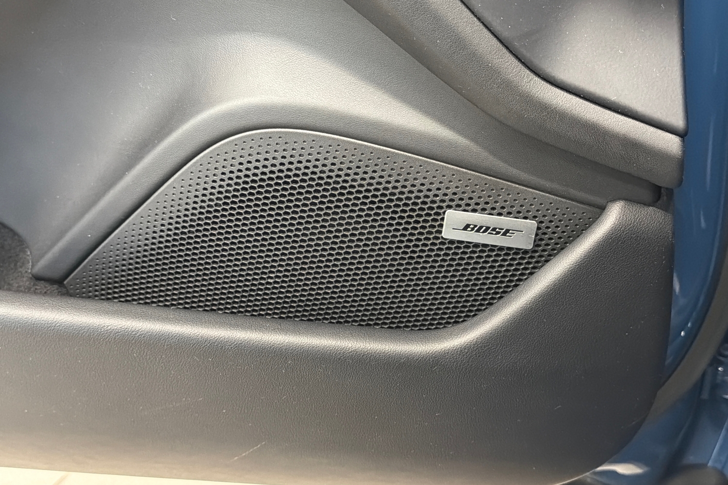 Porsche Taycan vaihtoauto