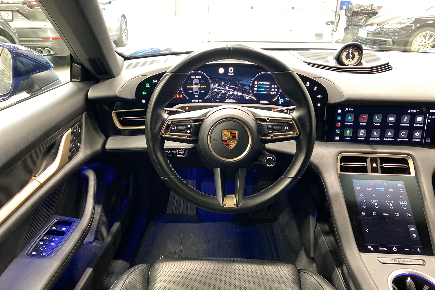 Porsche Taycan vaihtoauto