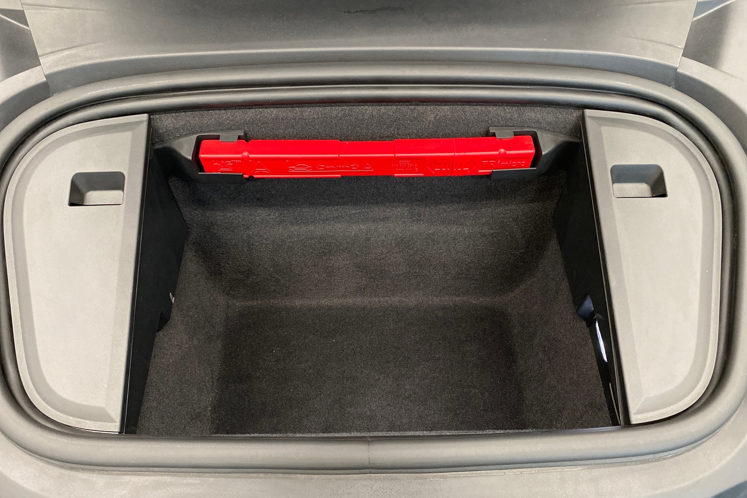 Porsche Taycan vaihtoauto